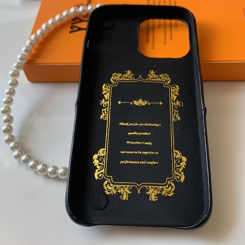 📱Luxury Style iPhone 13Pro-Max Phone Case with white pearl📱 - Picture 4 of 5